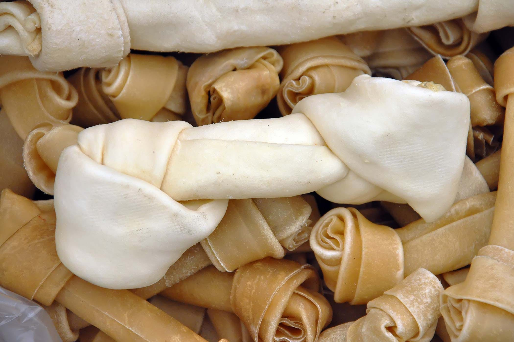 A préselt rágócsontokat érdemes kerülni