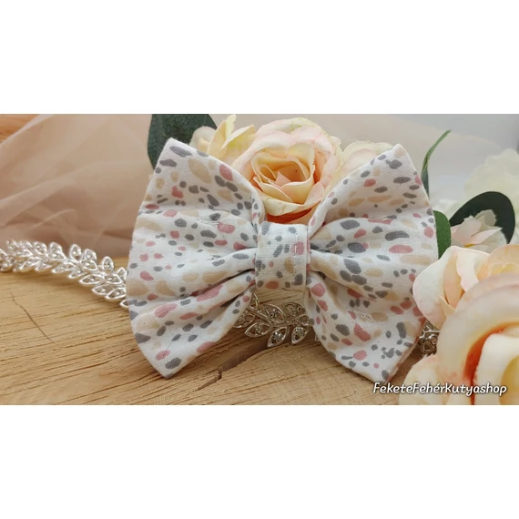 Fehér színes pöttyös csokornyakkendő kutyáknak - LIMITÁLT KIADÁS - Közepes