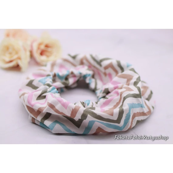 Chevron Csíkos - Cikk-cakkos (Fehér-pink-kék-zöld-barna)