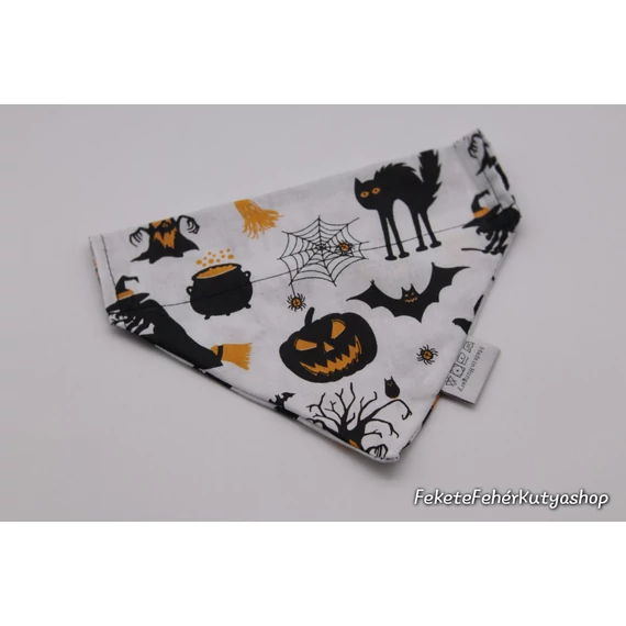 Halloween-i Boszorkányos, Fekete Macskás, Töklámpásos Kutyakendő, Bandita Kendő Kutyáknak