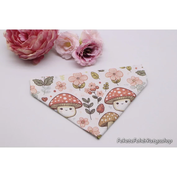 Cutest Mushrooms - Cuki Gombás Kutyakendő