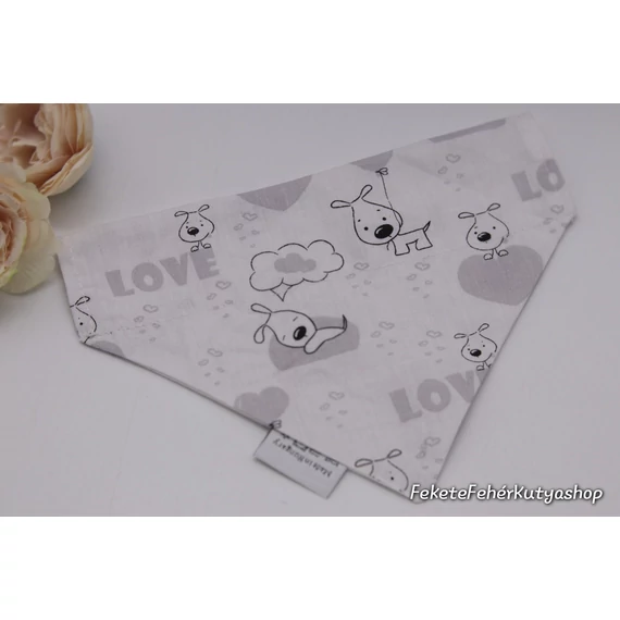 Love Doggie Kutyusos Kutyakendő, Bandita Kendő Kutyáknak