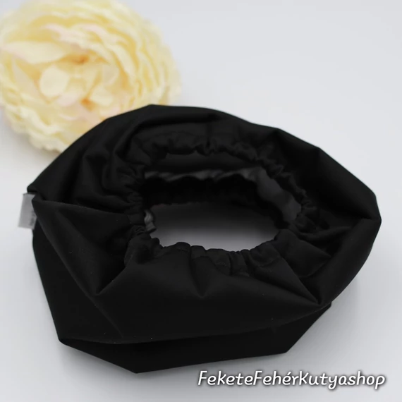 Fekete Egyszínű Vízlepergetős fülvédő kutyáknak - 4-es méret