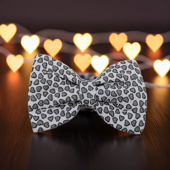 Fehér-Szürke Szívecskés Csokornyakkendő Kutyáknak